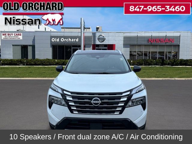 Used 2024 Nissan Rogue Platinum image 4