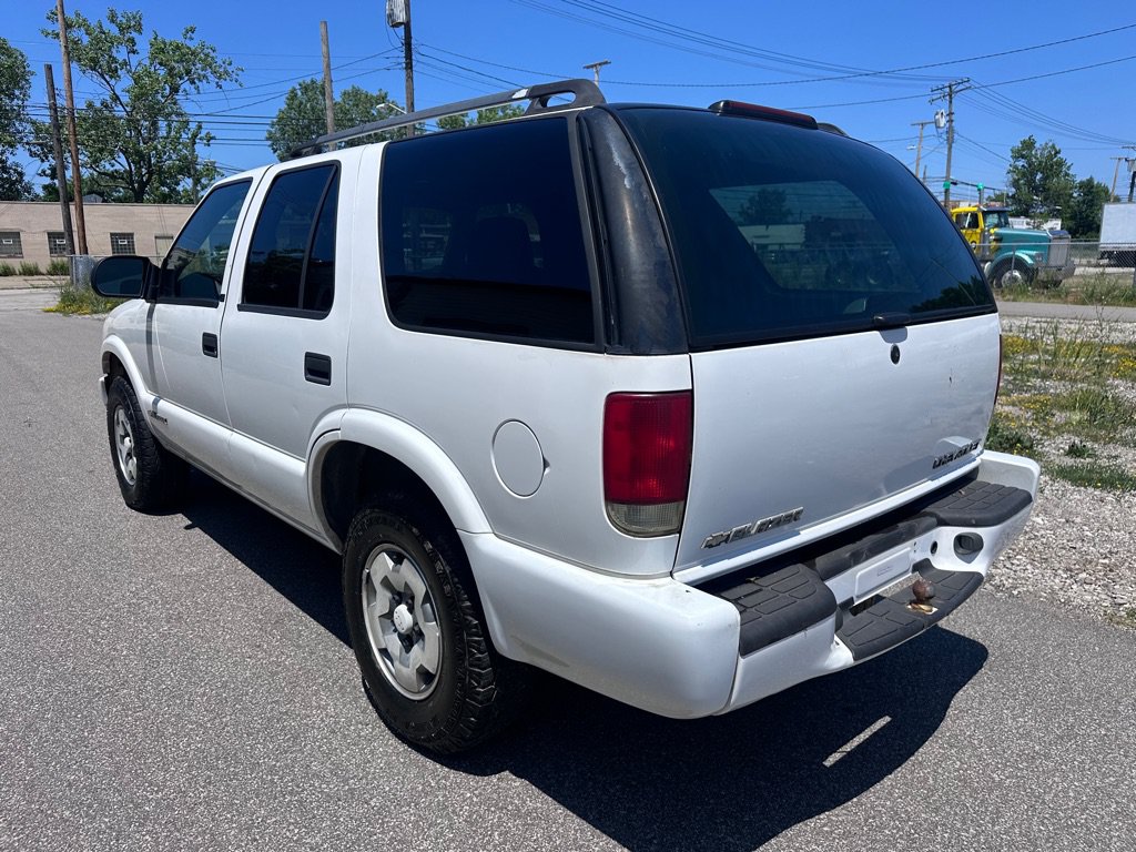 Used 2003 Chevrolet Blazer LS w/ Skid Plate Package AWD/4WD image 5