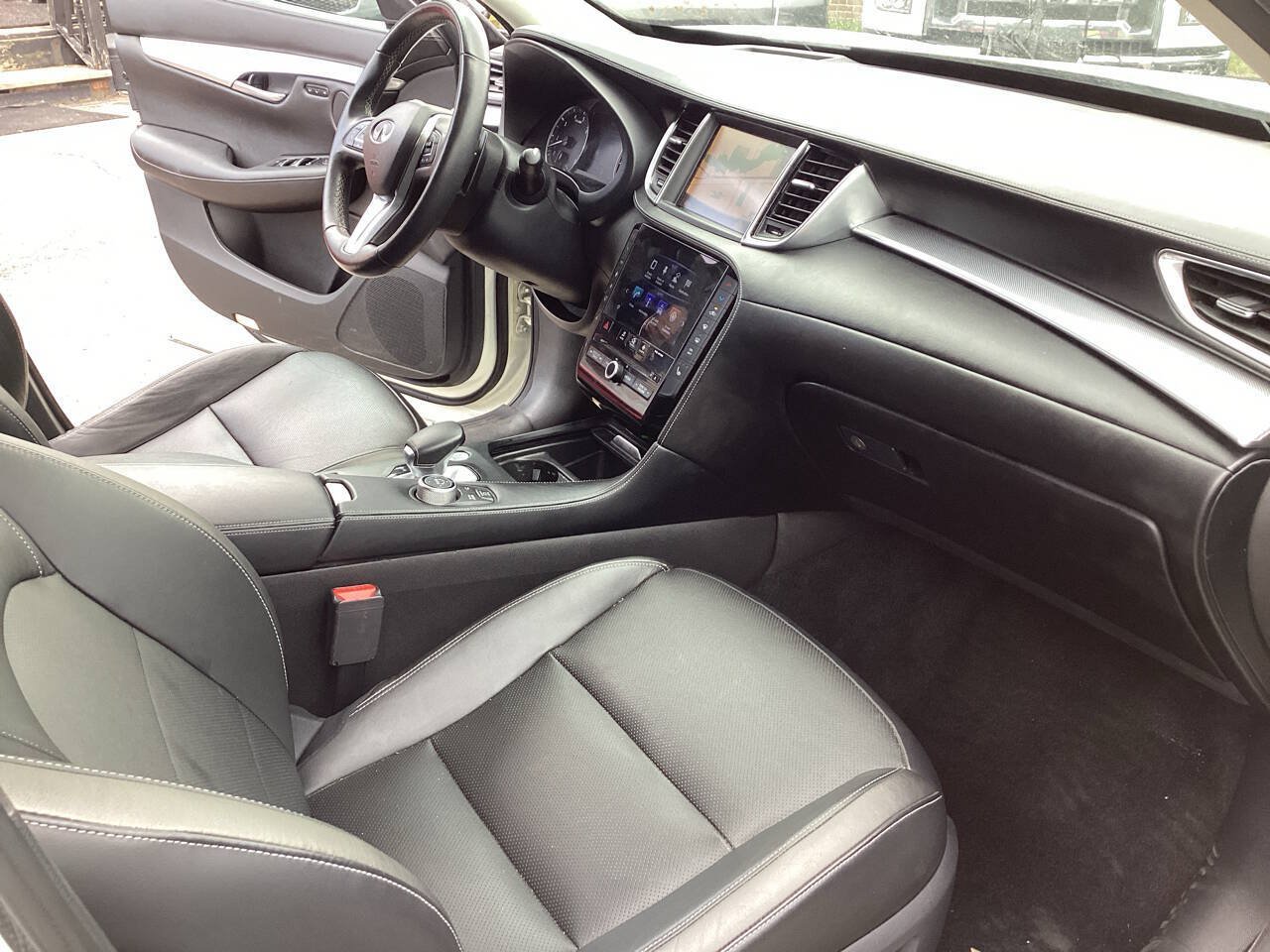 Used 2019 INFINITI QX50 Essential w/ Proactive Package AWD/4WD image 26