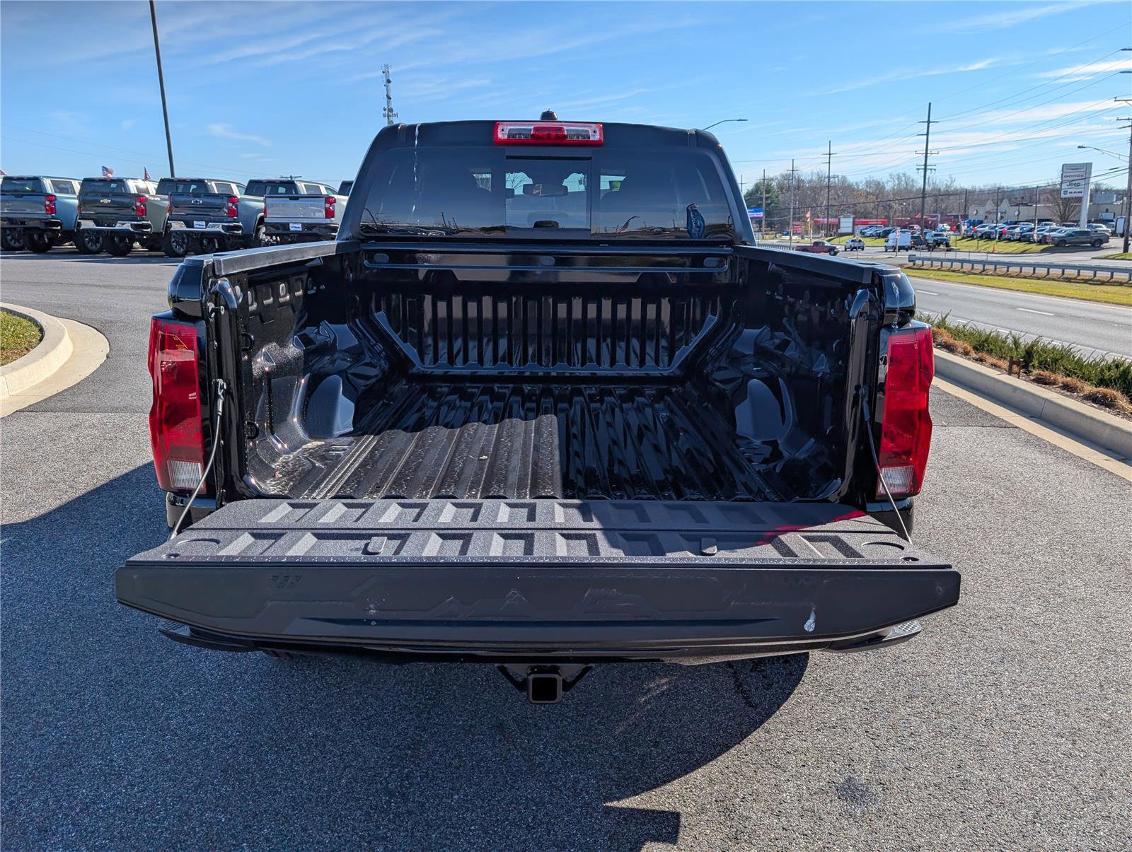 New 2026 Chevrolet Colorado W/T image 8