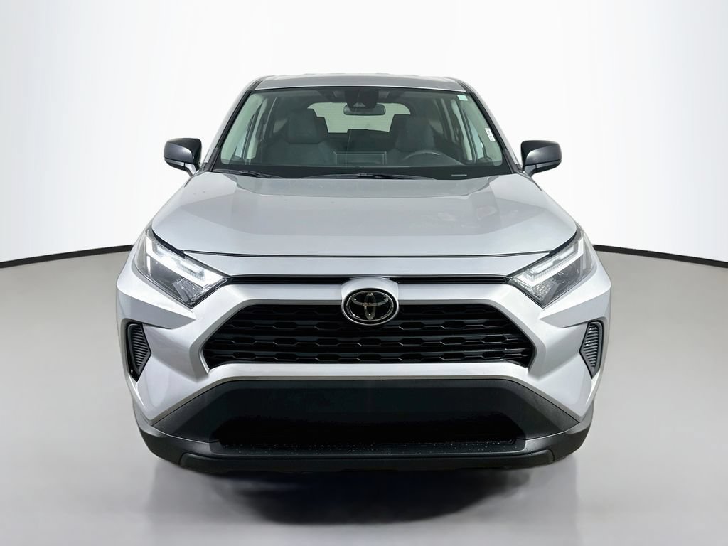 Used 2024 Toyota RAV4 LE AWD/4WD video 2