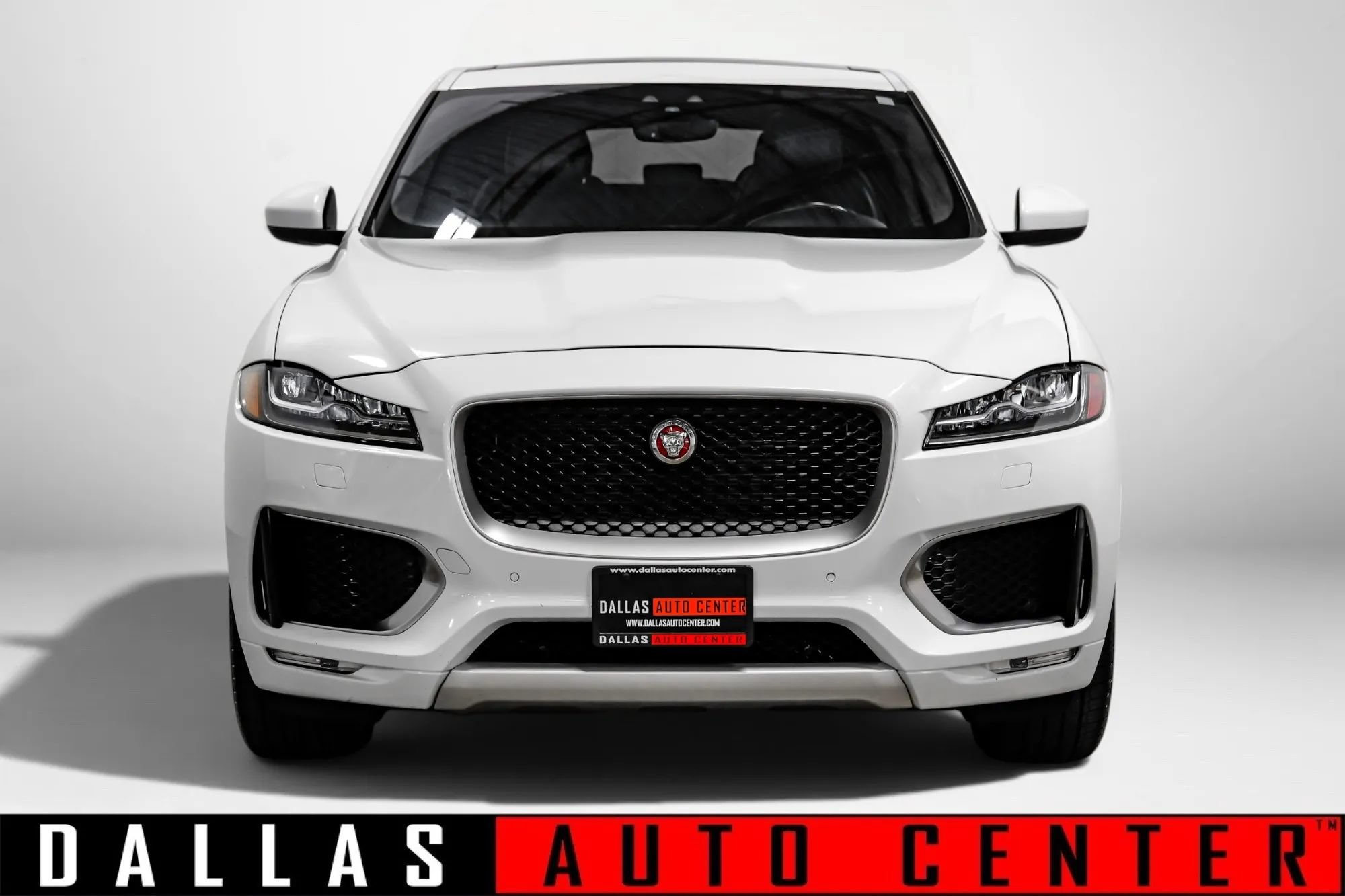 Used 2020 Jaguar F-PACE S AWD/4WD image 2