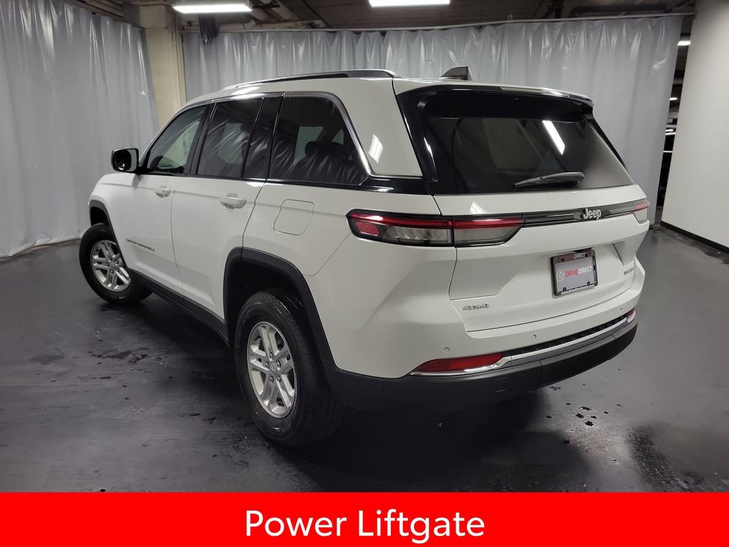 Used 2024 Jeep Grand Cherokee Laredo w/ Luxury Tech Group I AWD/4WD image 6