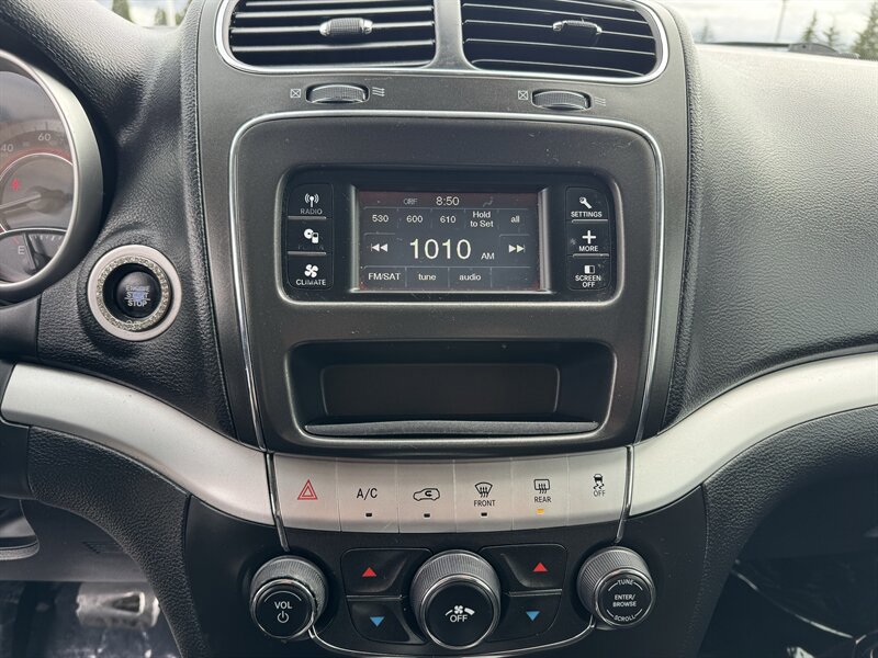 Used 2017 Dodge Journey Crossroad FWD image 25