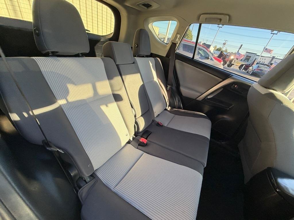 Used 2014 Toyota RAV4 LE FWD image 15