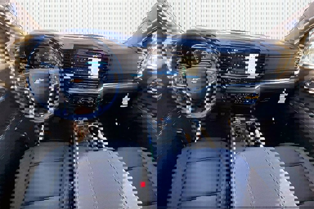 New 2026 Chevrolet Silverado 1500 LTZ w/ LTZ Convenience Package II image 2