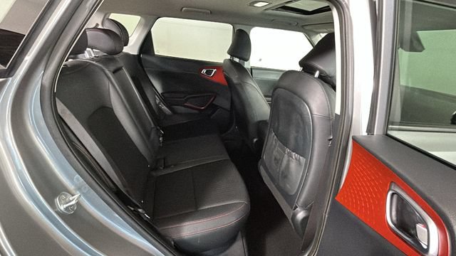 Used 2023 Kia Soul GT-Line FWD image 30