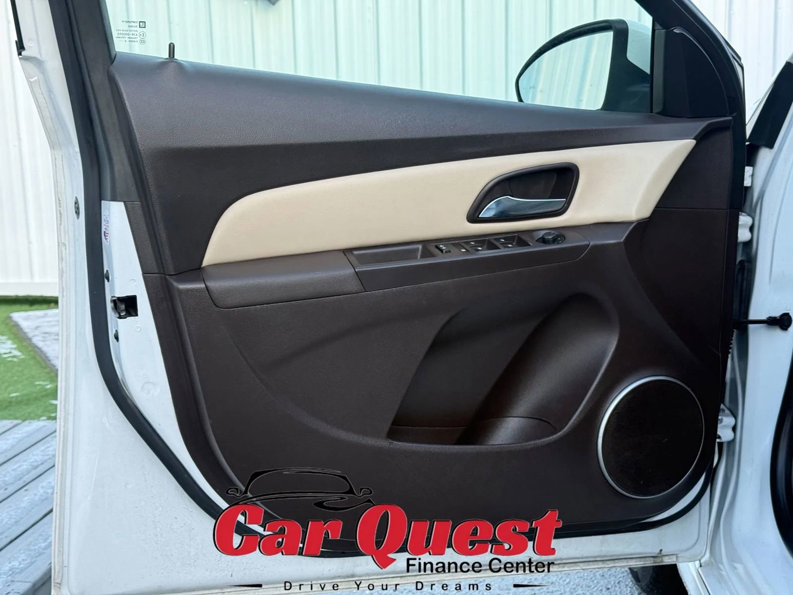 Used 2015 Chevrolet Cruze LTZ w/ Sun, Sound and Sport Package image 11