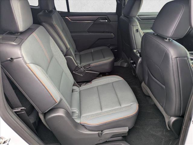 Used 2025 GMC Acadia AT4 w/ LPO, Floor Liner Package image 19