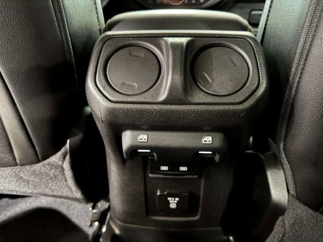 Used 2021 Jeep Wrangler Unlimited Sahara AWD/4WD image 24