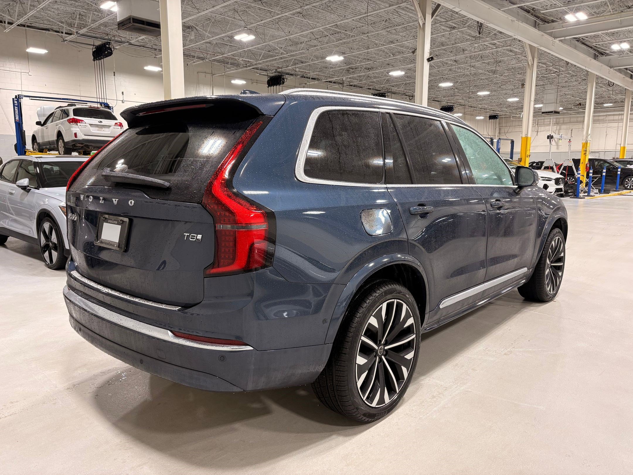 New 2026 Volvo XC90 T8 Plus image 9