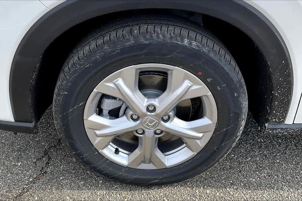 New 2026 Honda HR-V LX image 7
