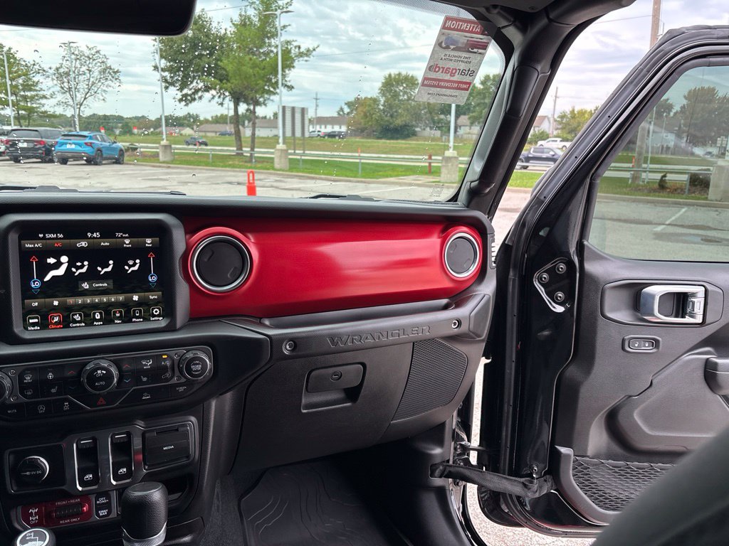 Used 2023 Jeep Wrangler Rubicon w/ LED Lighting Group AWD/4WD image 20