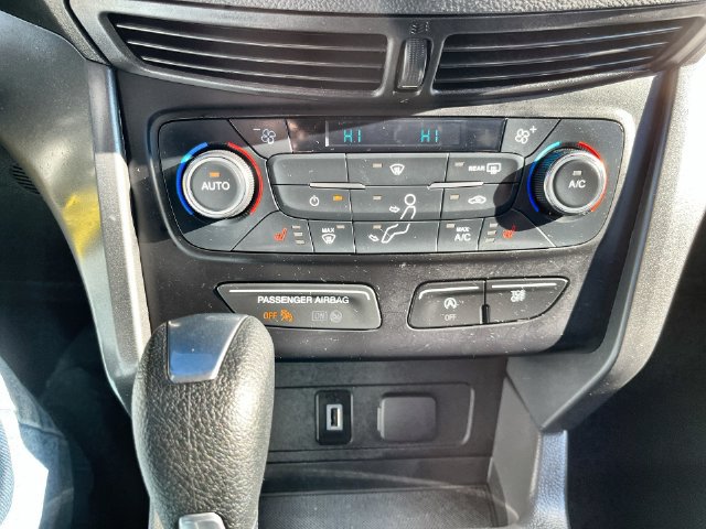 Used 2017 Ford Escape SE w/ SE Cold Weather Package AWD/4WD image 24