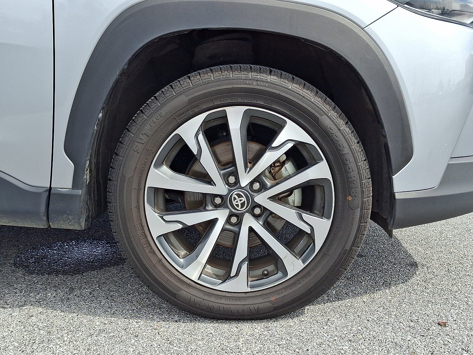 Used 2025 Toyota Corolla Cross XLE FWD image 9