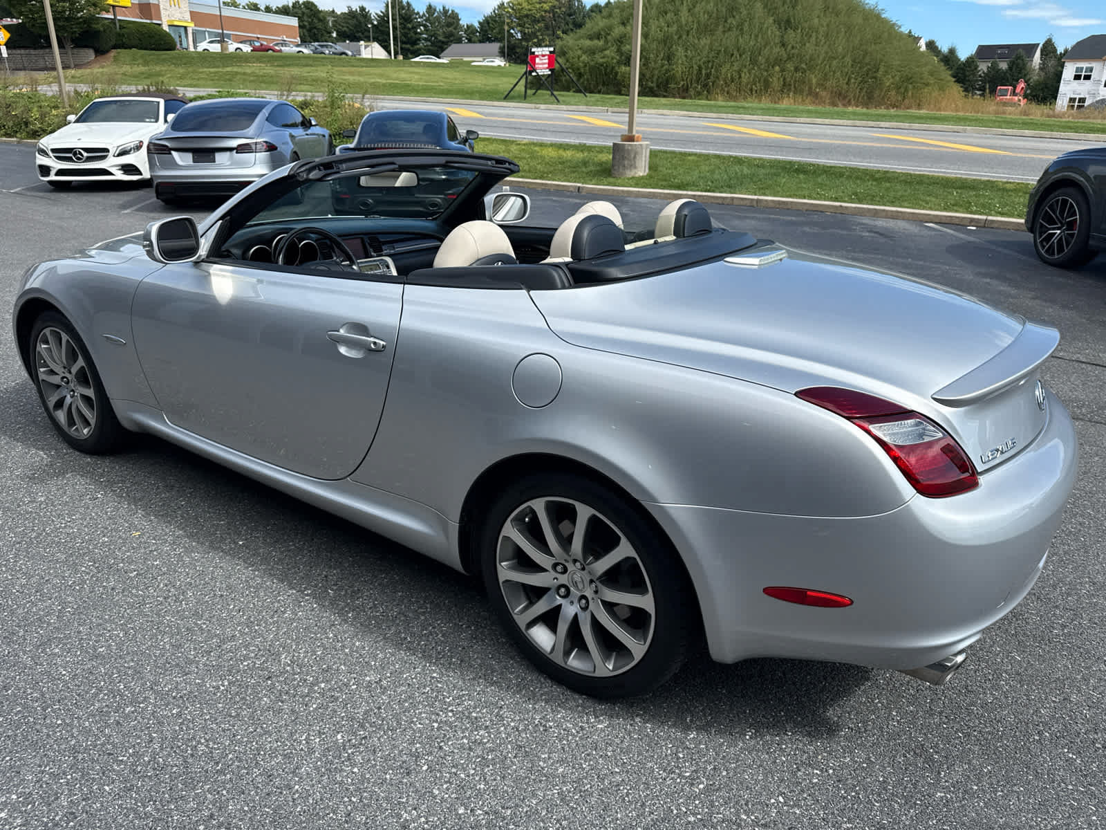 Used 2009 Lexus SC 430 Convertible RWD image 16