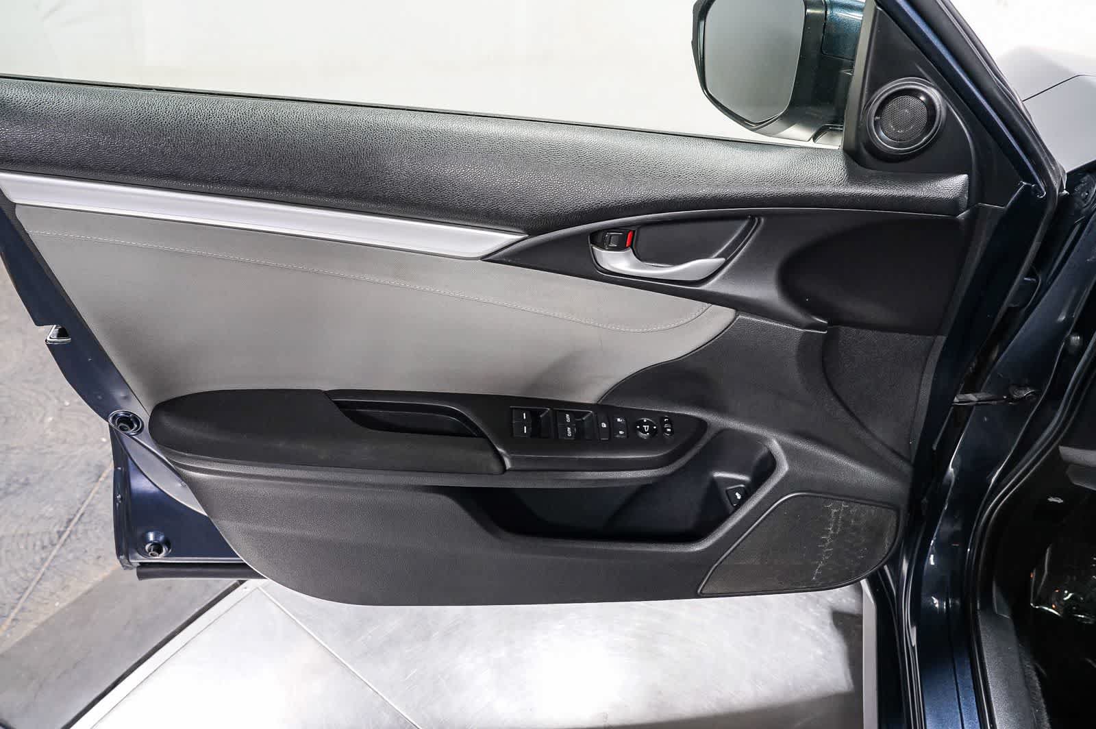 Used 2018 Honda Civic EX-T image 22