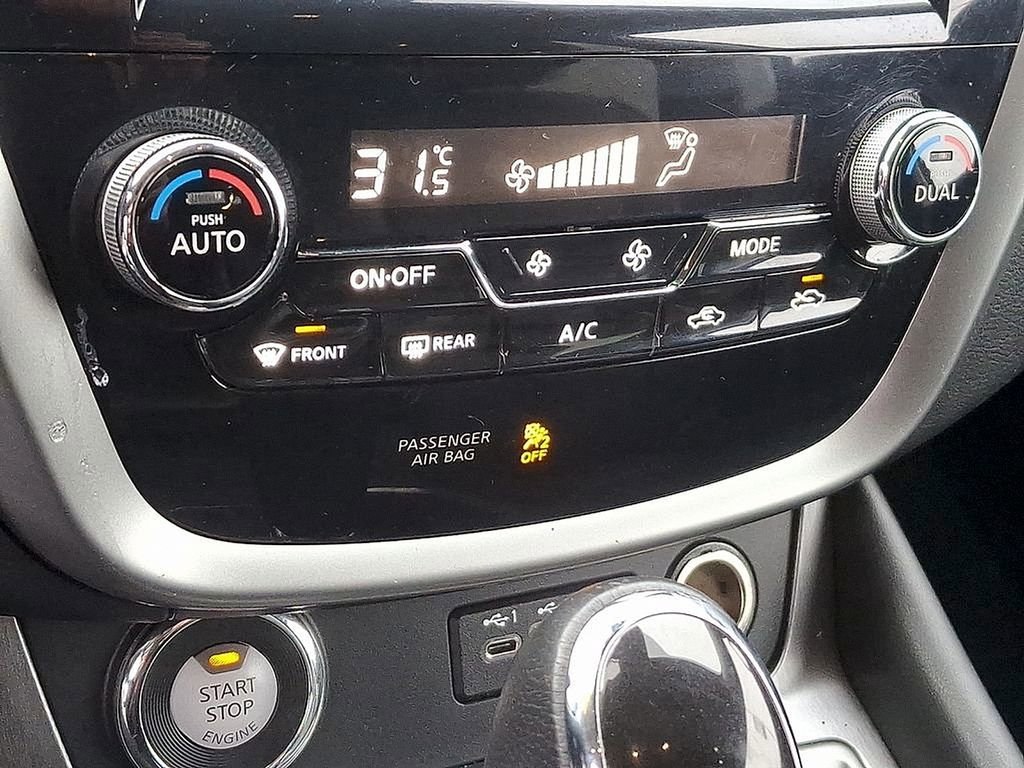 Used 2023 Nissan Murano SL AWD/4WD image 15