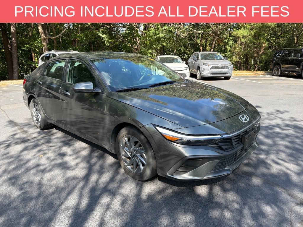 Used 2024 Hyundai Elantra SEL FWD video 1