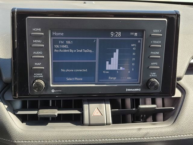 Used 2021 Toyota RAV4 XLE w/ Convenience Package image 13