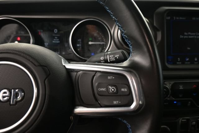 Used 2022 Jeep Wrangler Unlimited Rubicon 4xe AWD/4WD image 16