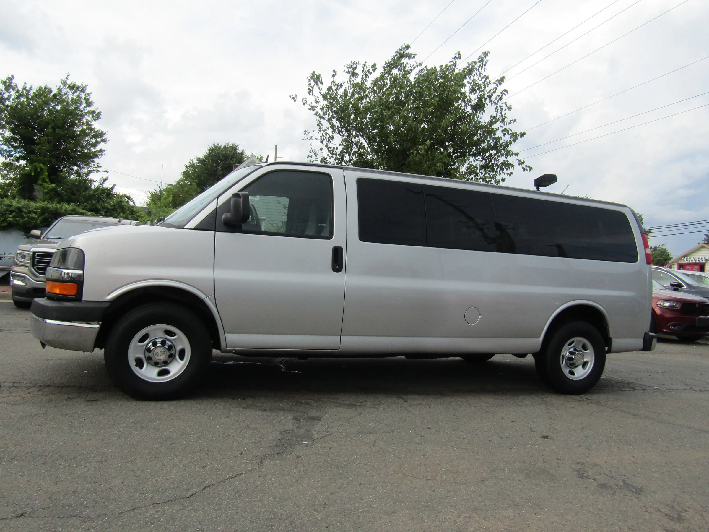 Used 2012 Chevrolet Express 3500 LT w/ LT Preferred Equipment Group RWD image 4