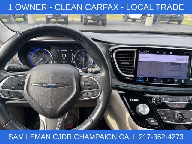 Used 2021 Chrysler Pacifica Touring-L w/ Uconnect Theater Family Group image 12