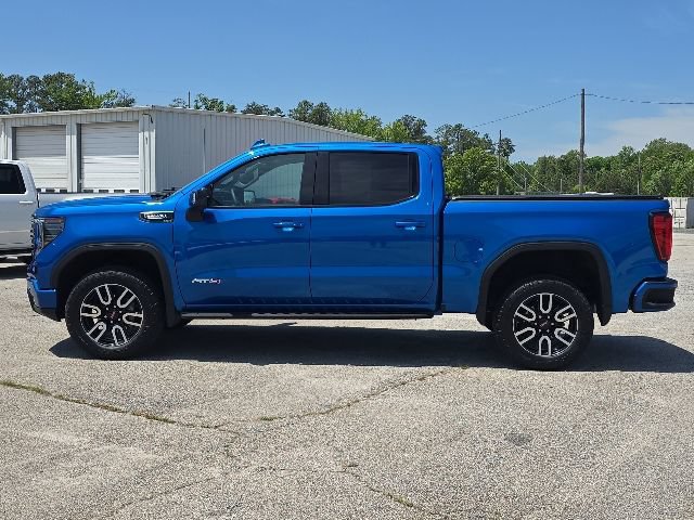 Used 2023 GMC Sierra 1500 AT4 w/ AT4 Premium Package AWD/4WD image 2