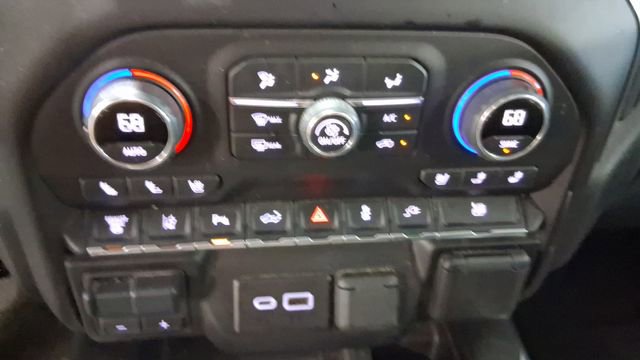 Used 2022 Chevrolet Silverado 3500 LTZ w/ LTZ Convenience Package AWD/4WD image 33