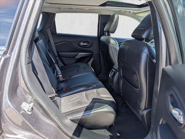 Used 2021 Jeep Cherokee Limited AWD/4WD image 19
