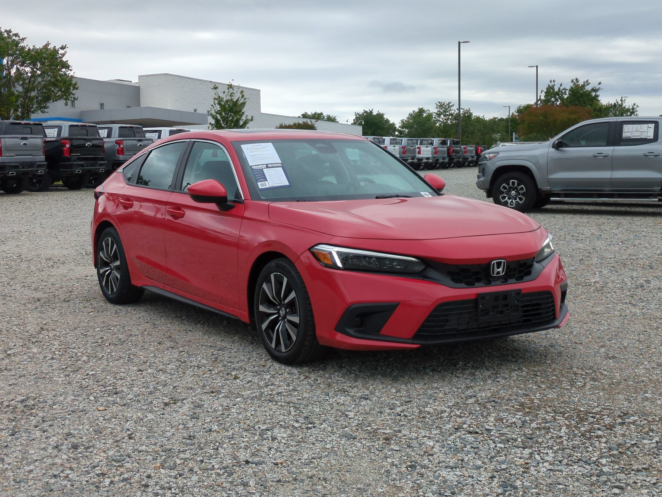Used 2024 Honda Civic EX-L image 2
