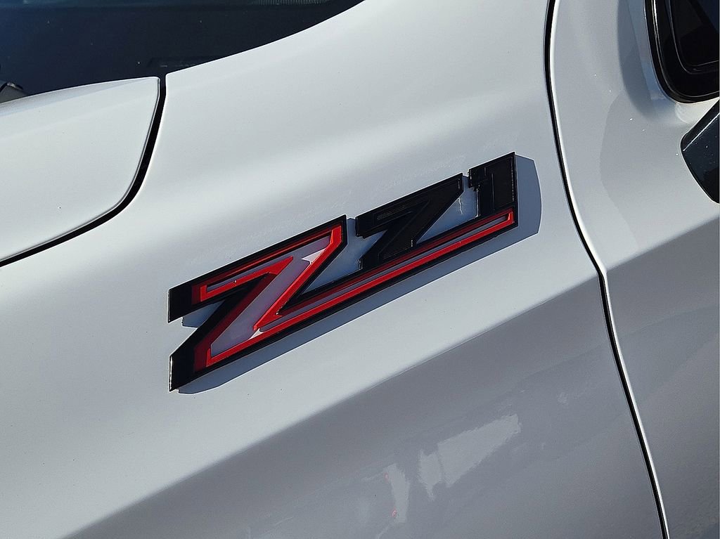 Used 2022 Chevrolet Tahoe Z71 image 11