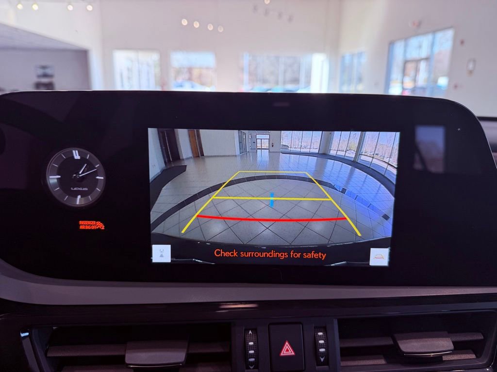 Certified 2025 Lexus ES 350 w/ Premium Package image 23