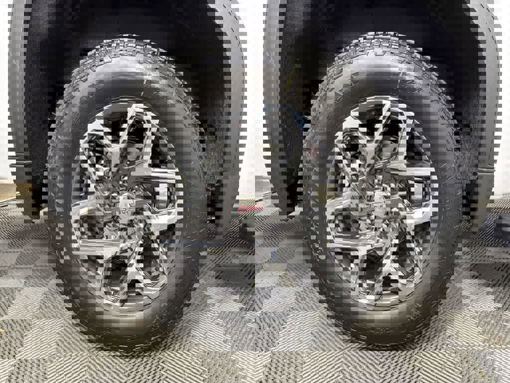 New 2026 GMC Sierra 1500 SLT w/ SLT Premium Plus Package AWD/4WD image 29