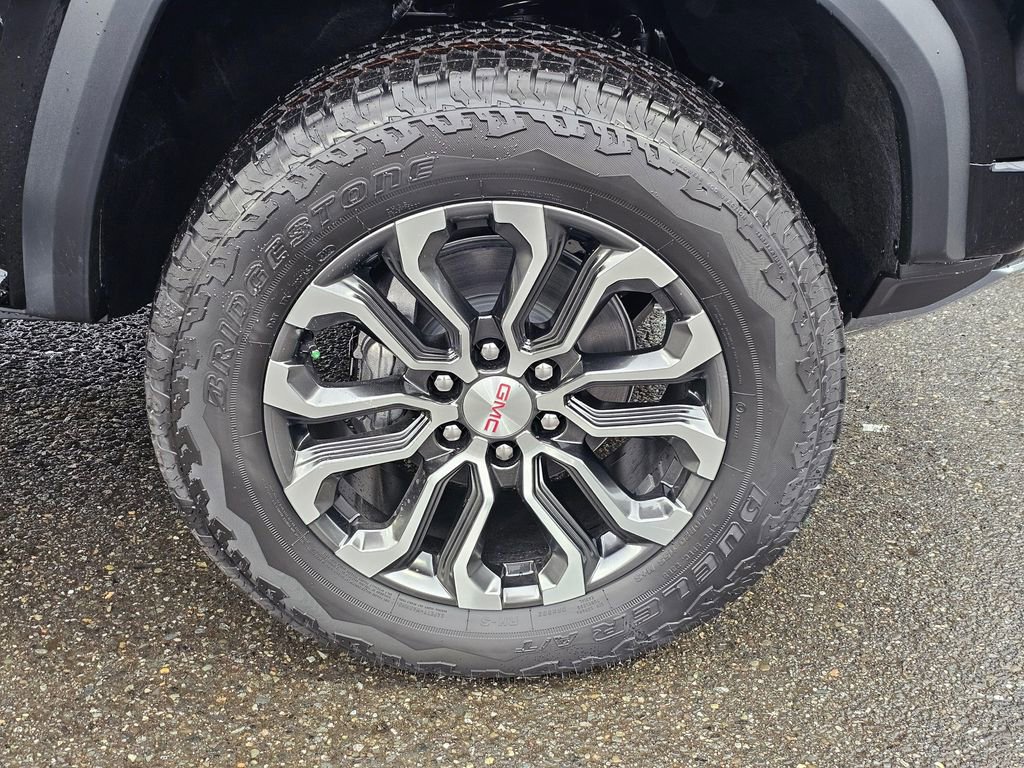 New 2026 GMC Canyon Denali image 9