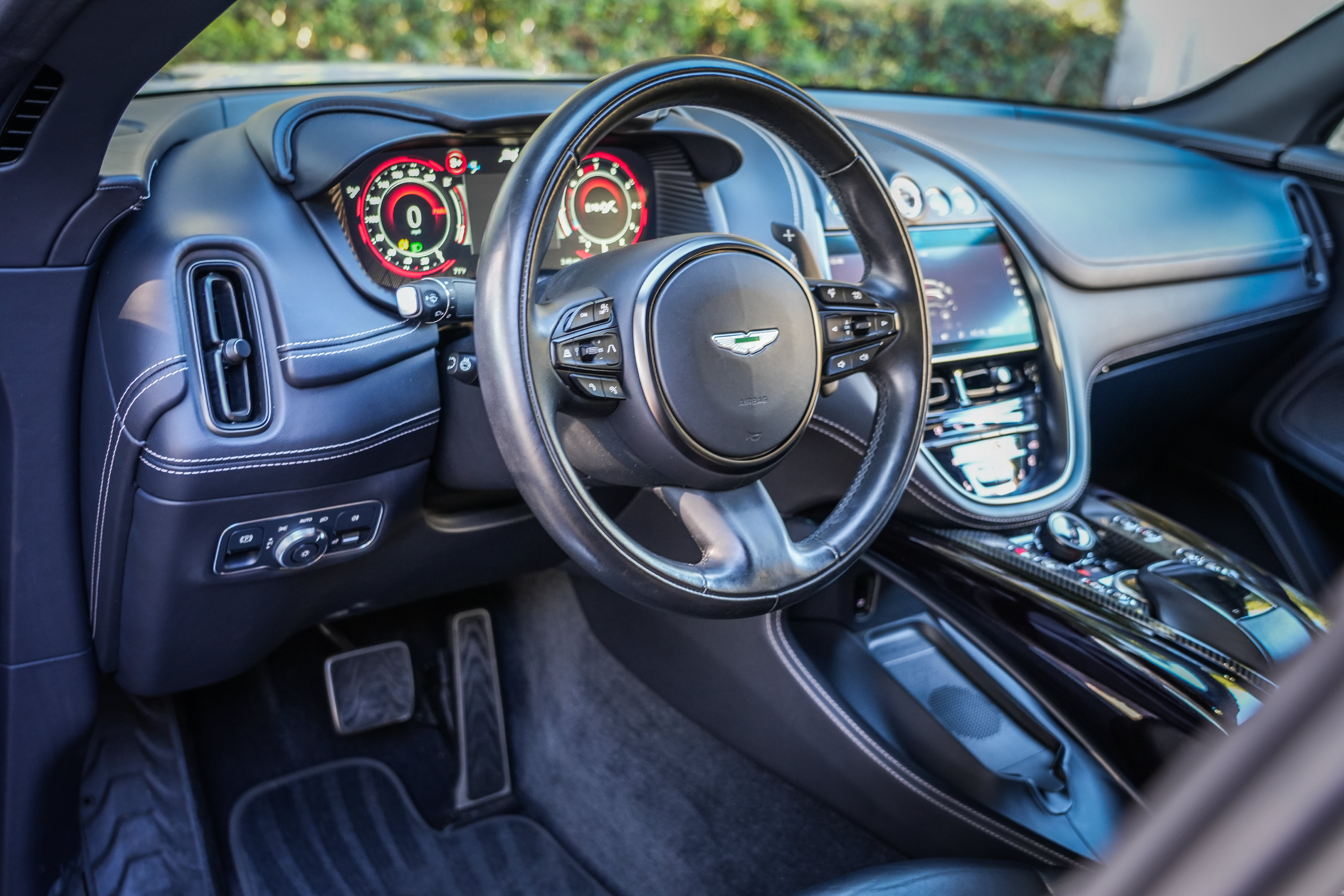 Used 2023 Aston Martin DBX 707 AWD/4WD image 15