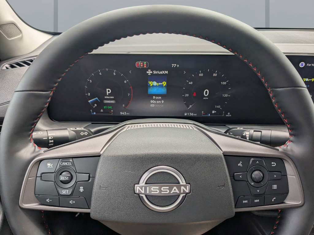 Used 2027 Nissan Sentra SR w/ SR All Weather Package FWD image 33