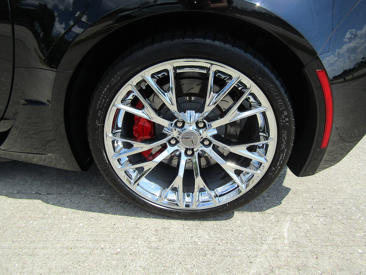 Used 2017 Chevrolet Corvette Grand Sport RWD image 24