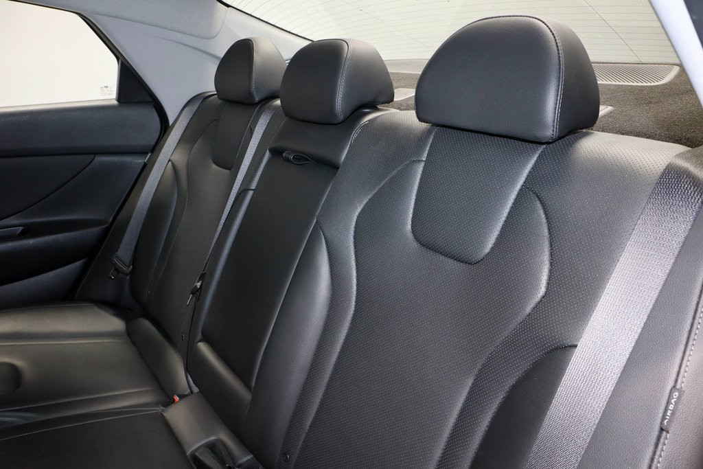 Certified 2024 Hyundai Elantra Limited image 23
