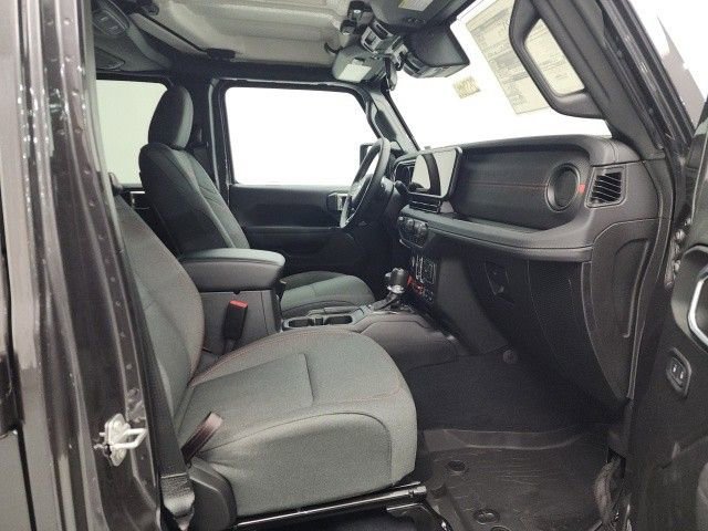 New 2025 Jeep Wrangler Unlimited Rubicon AWD/4WD image 28