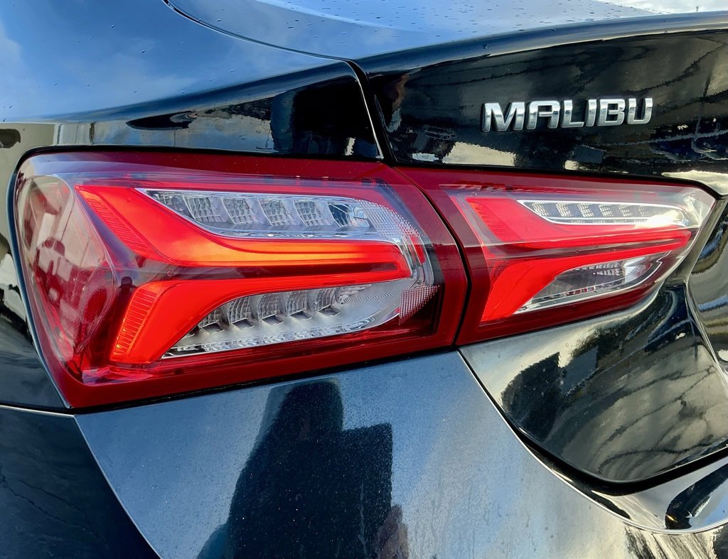Used 2022 Chevrolet Malibu LT image 14