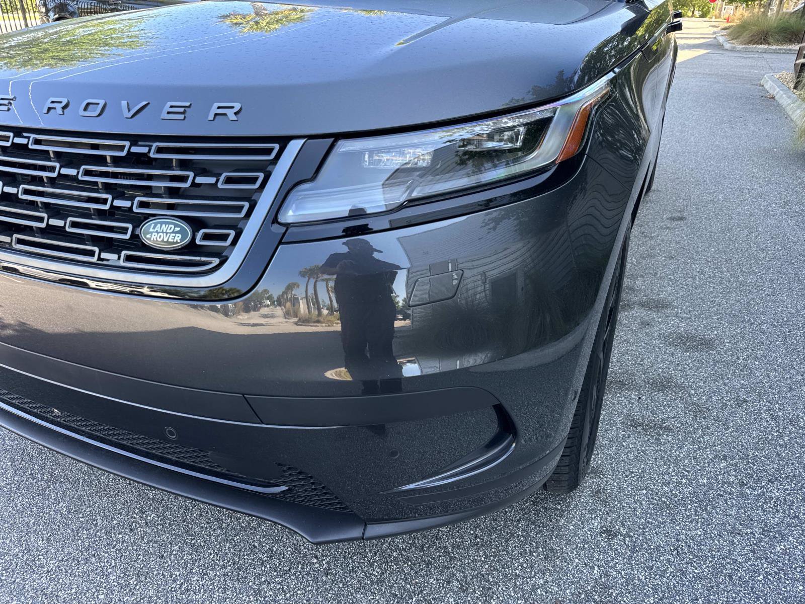 Certified 2026 Land Rover Range Rover Velar S AWD/4WD image 9