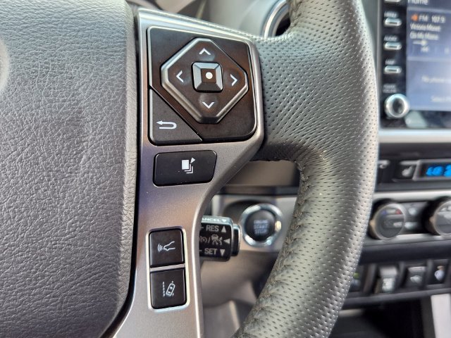 Used 2022 Toyota Tacoma Limited AWD/4WD image 27