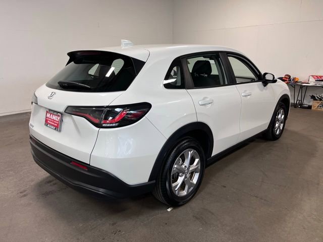 Used 2024 Honda HR-V LX image 3