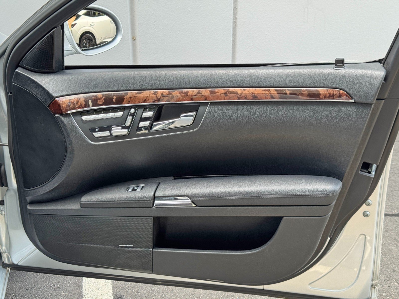 Used 2007 Mercedes-Benz S 550 image 39