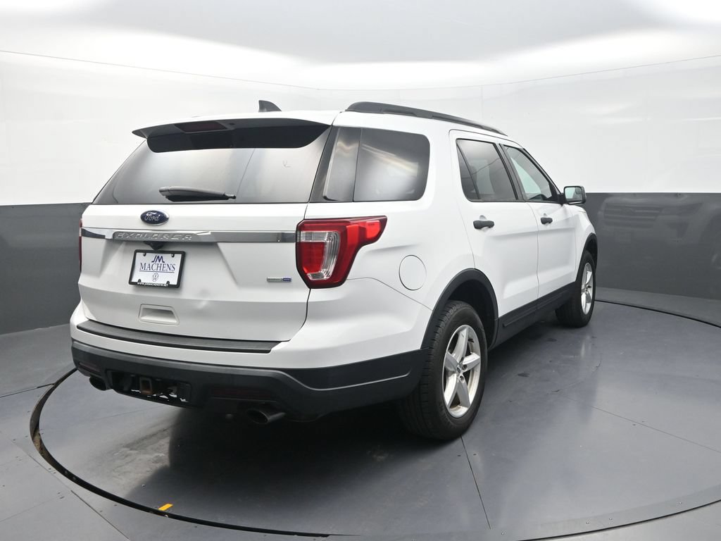 Used 2018 Ford Explorer 4WD w/ Class II Trailer Tow Package image 10