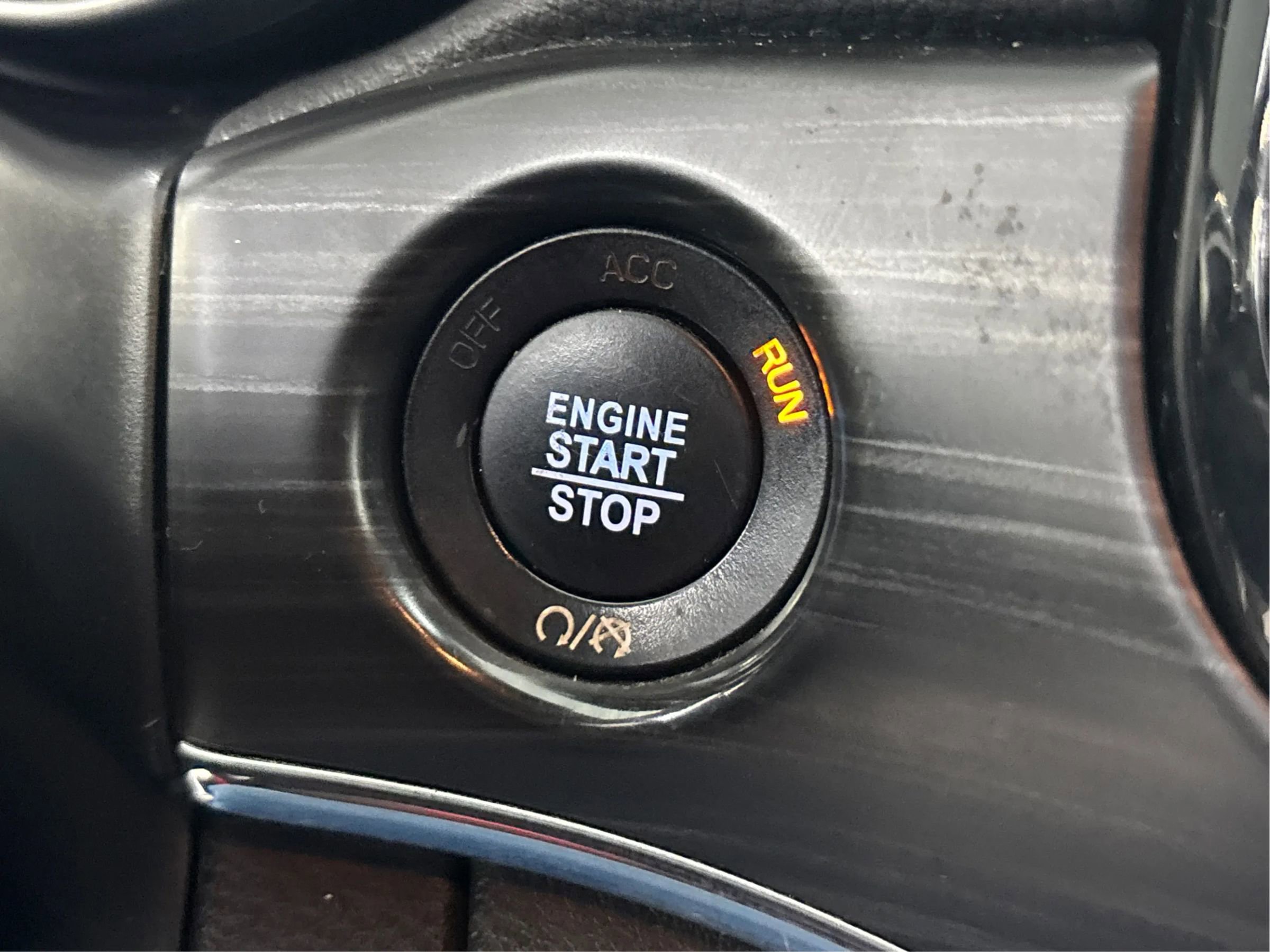 Used 2019 Jeep Grand Cherokee Limited w/ Luxury Group II image 40