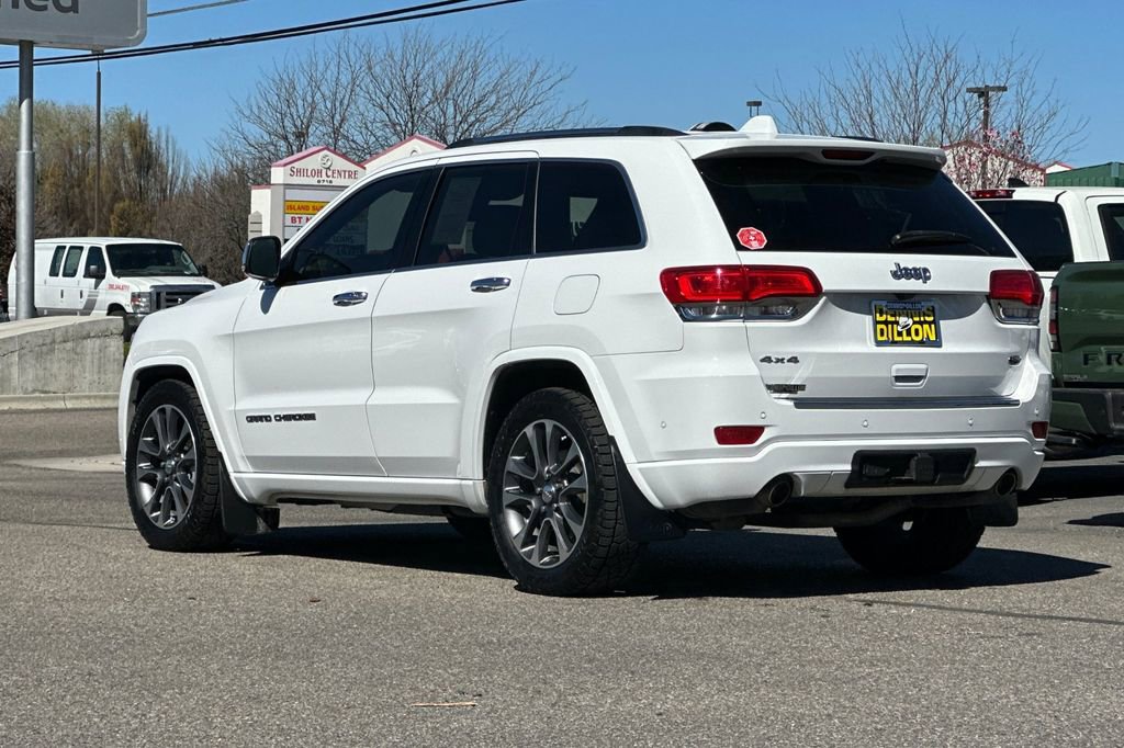 Used 2017 Jeep Grand Cherokee Overland w/ Jeep Active Safety Group image 6