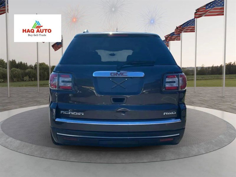 Used 2016 GMC Acadia SLE image 7