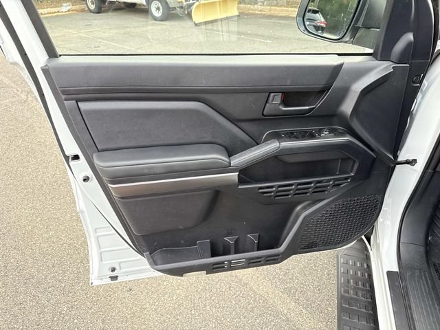 Used 2025 Toyota 4Runner TRD Sport AWD/4WD image 13